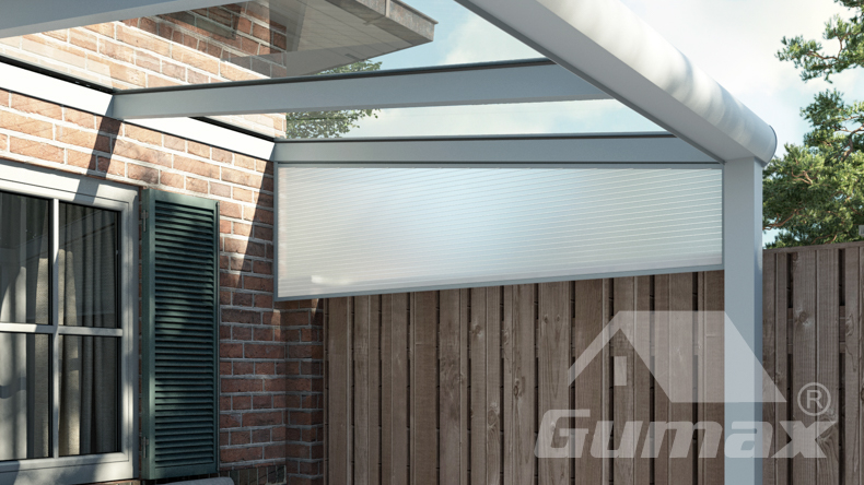 Spie op schutting opaal polycarbonaat