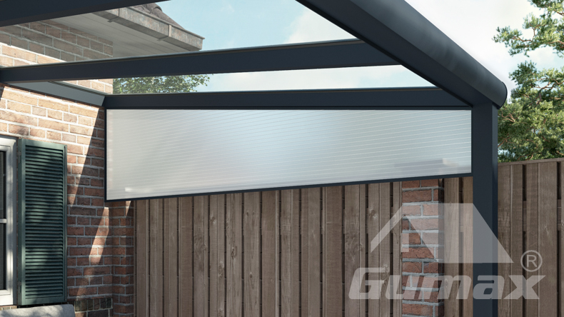Spie op schutting opaal polycarbonaat