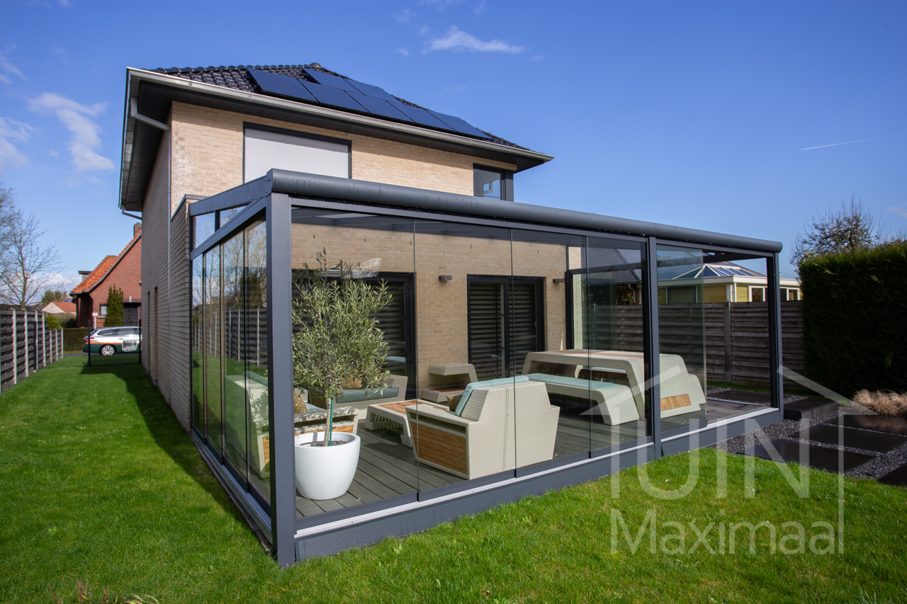 Terrasoverkapping van glas: maximaal genieten